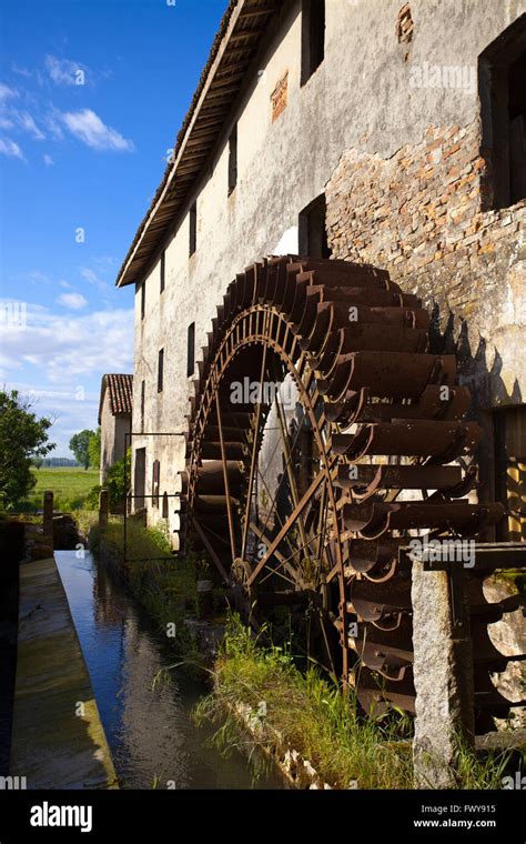 il vecchio mulino prada|Mulino Moser di Prada .